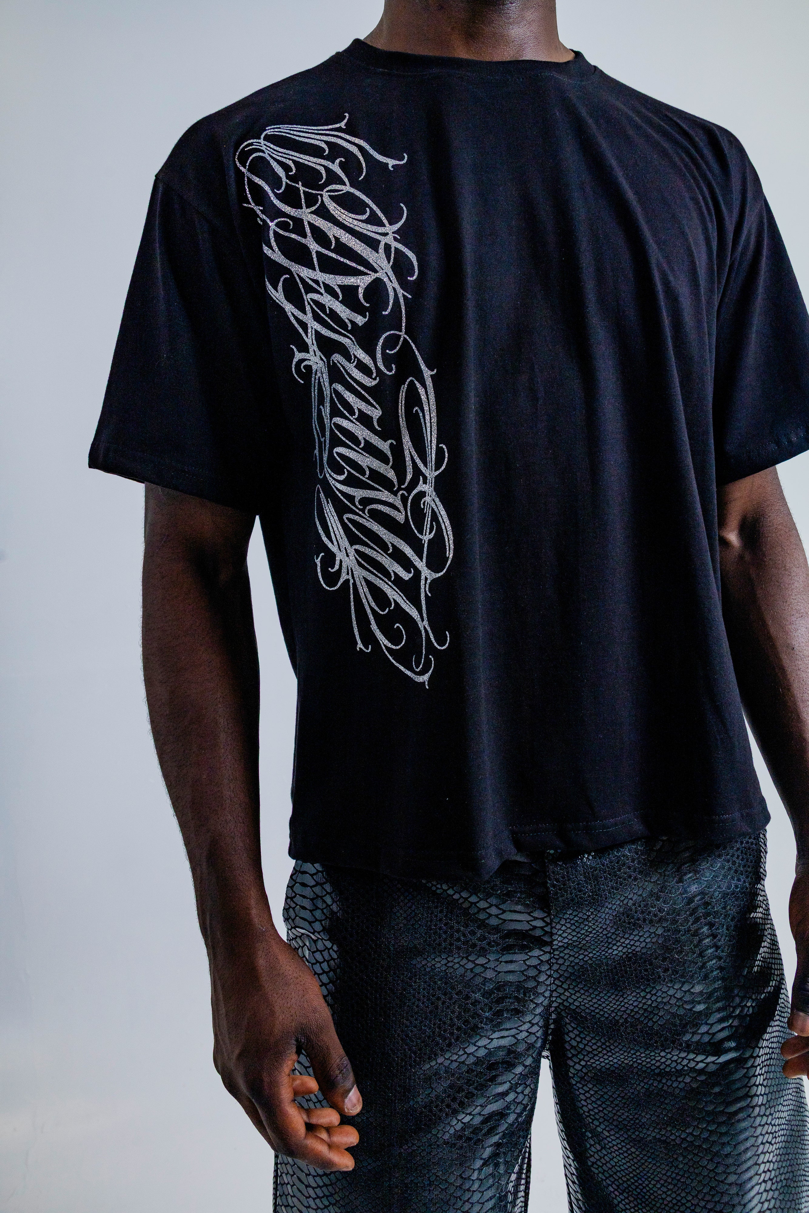 Crystal Script Tee Black