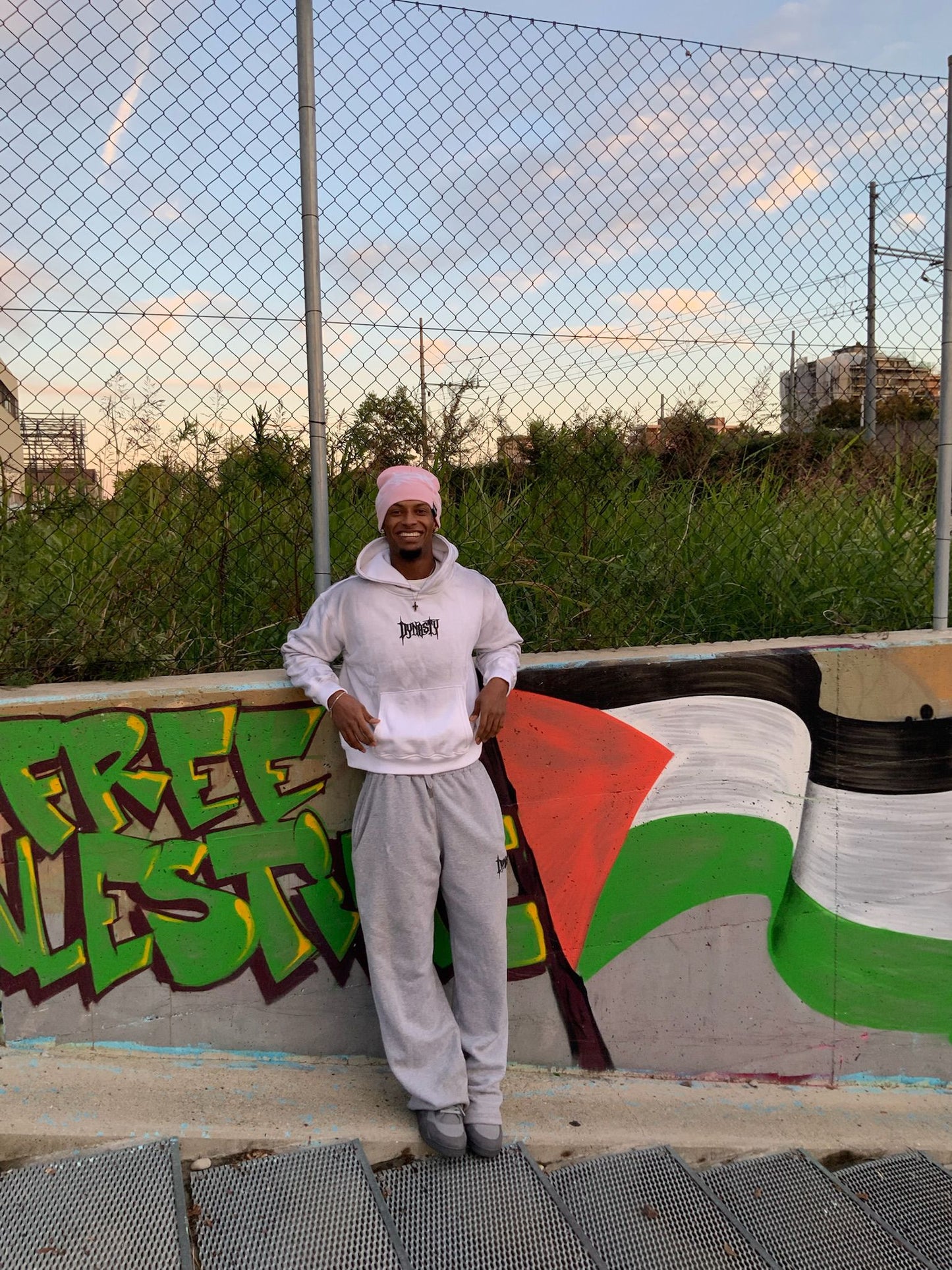 Dirty Dye Hoodie Off-White | Unisex