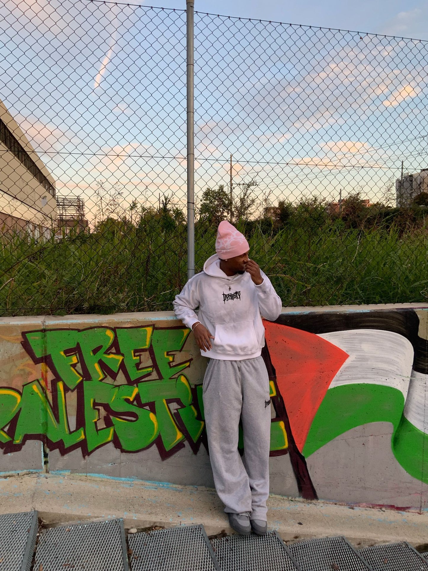 Dirty Dye Hoodie Off-White | Unisex